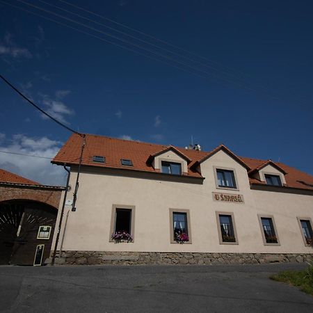 Penzion U Svarcu Zduchovice Екстериор снимка