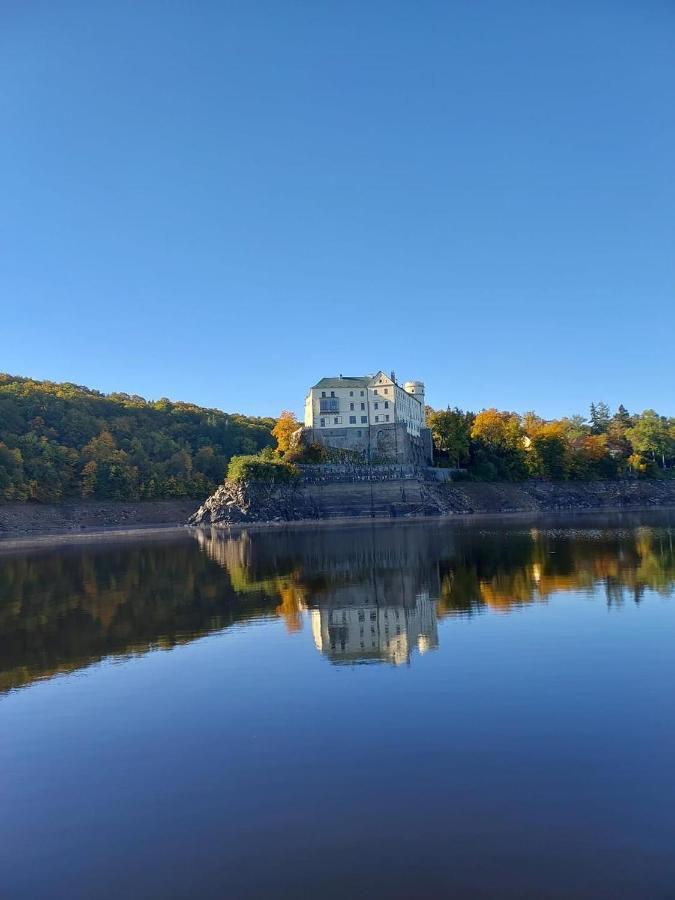 Penzion U Svarcu Zduchovice Екстериор снимка