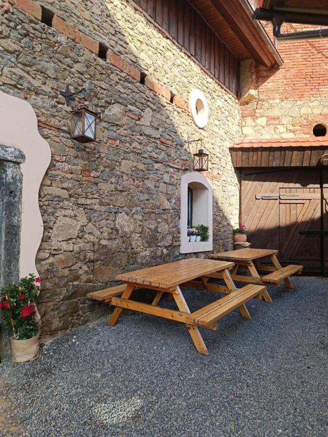 Penzion U Svarcu Zduchovice Екстериор снимка